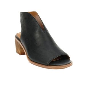 Lucky Brand Terif leather block heel sandal bootie sz 10
